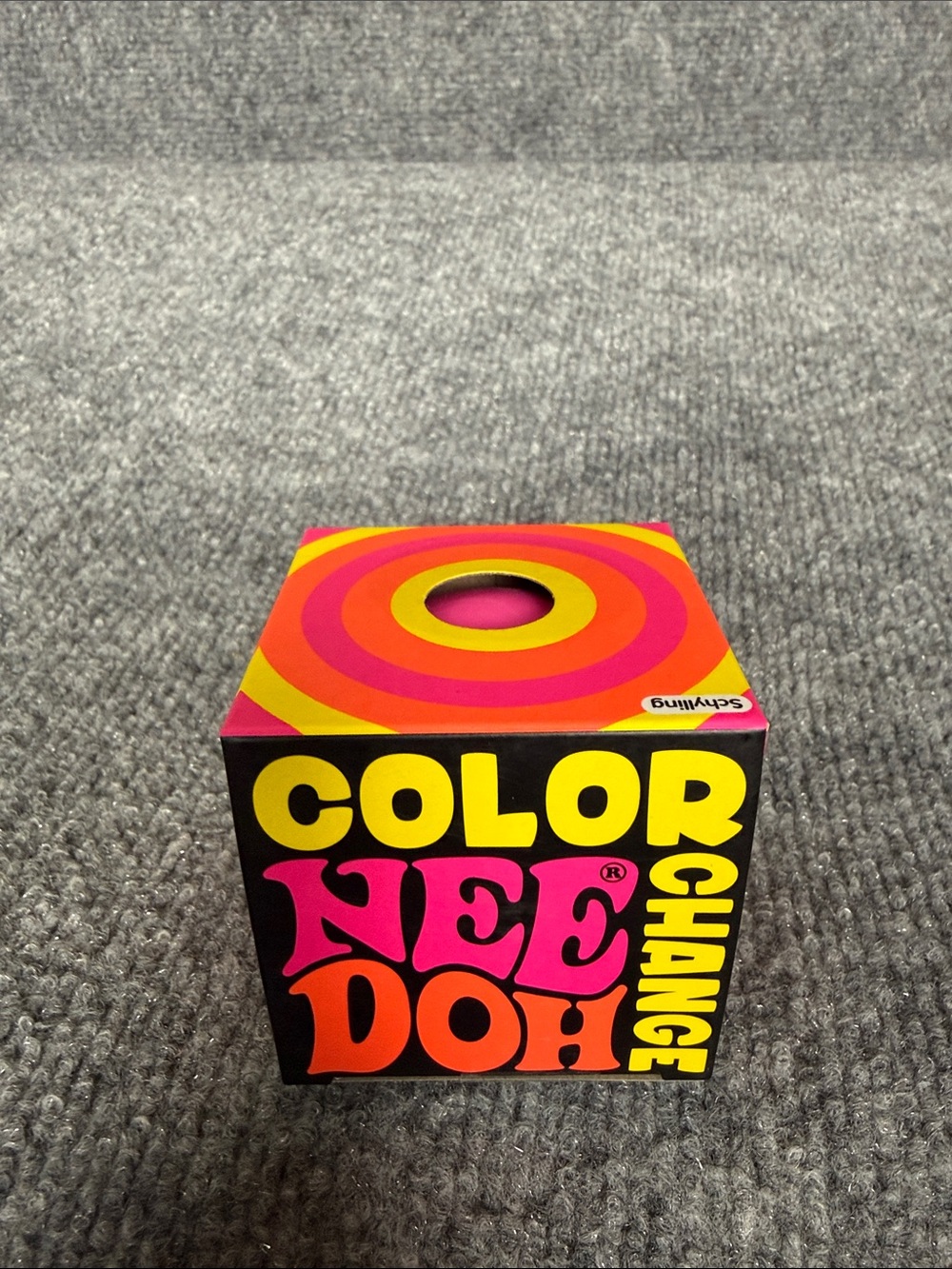 Color Change NeeDoh - Pink
